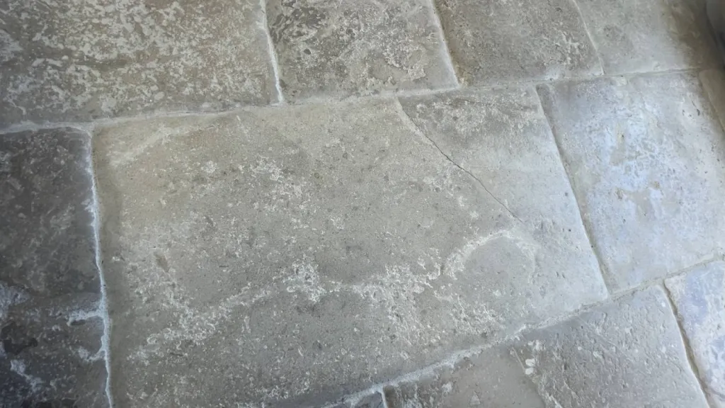 Pierre naturelle de Dordogne, Périgord, Travertin