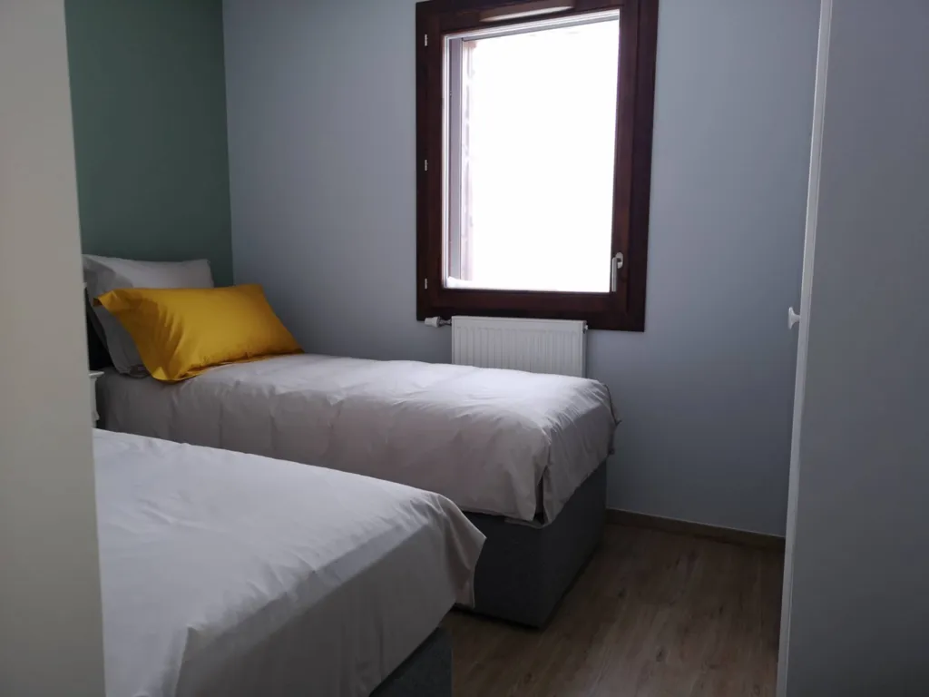 Appartement T3 avec terrasse et casier de ski chauffé, une cave et un garage au cœur de la station de Plagne Centre