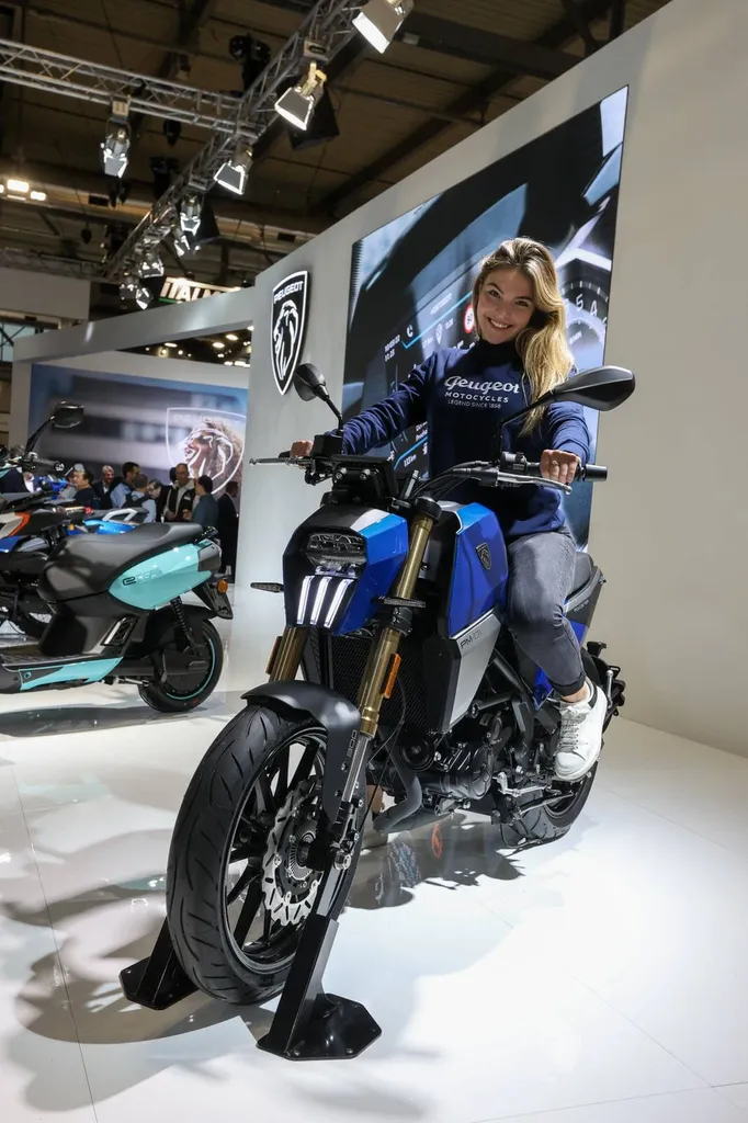 MOTO NEUVE PEUGEOT PM-01 125cc SANARY