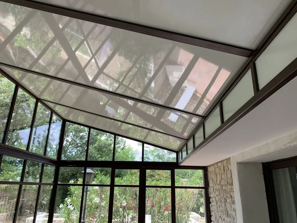 Création d'une véranda sur mesure traditionnelle à Aix-en-Provence Les Granettes