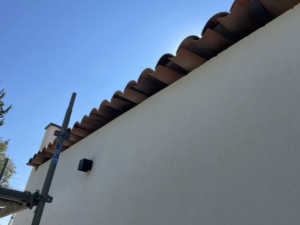 Pose de tuiles Canal Silvacane sur des Plaques sous toiture sur Martigues